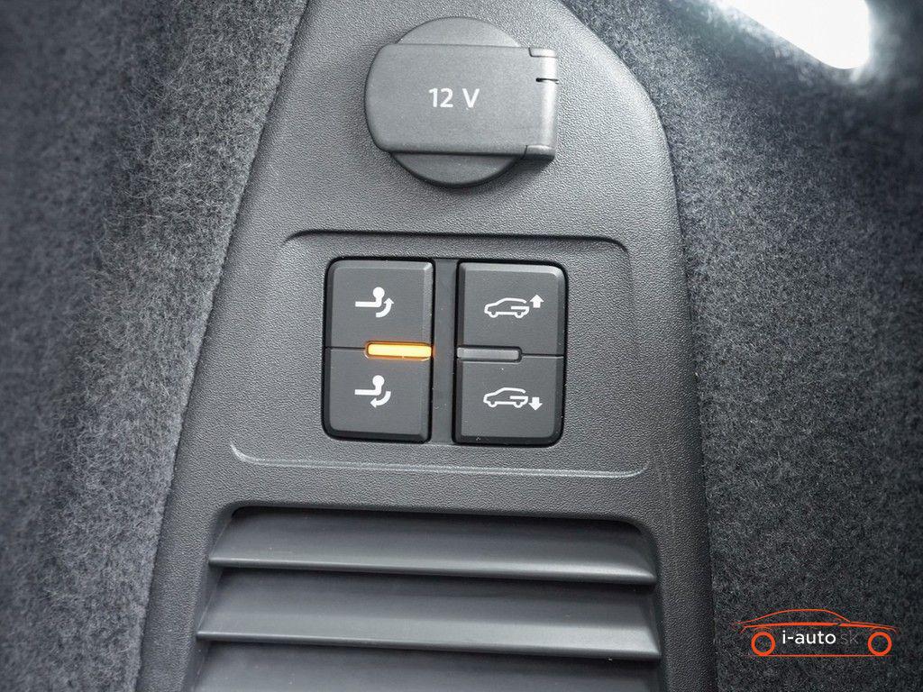 Volkswagen Touareg 3.0 TDI DSG 4Motion R-Line za 54900€
