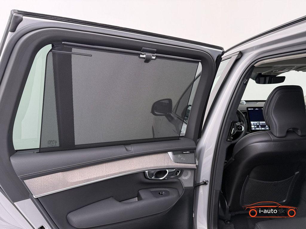 Volvo XC90 T8 Ultra Dark Plug-In Hybrid AWD za 82500€