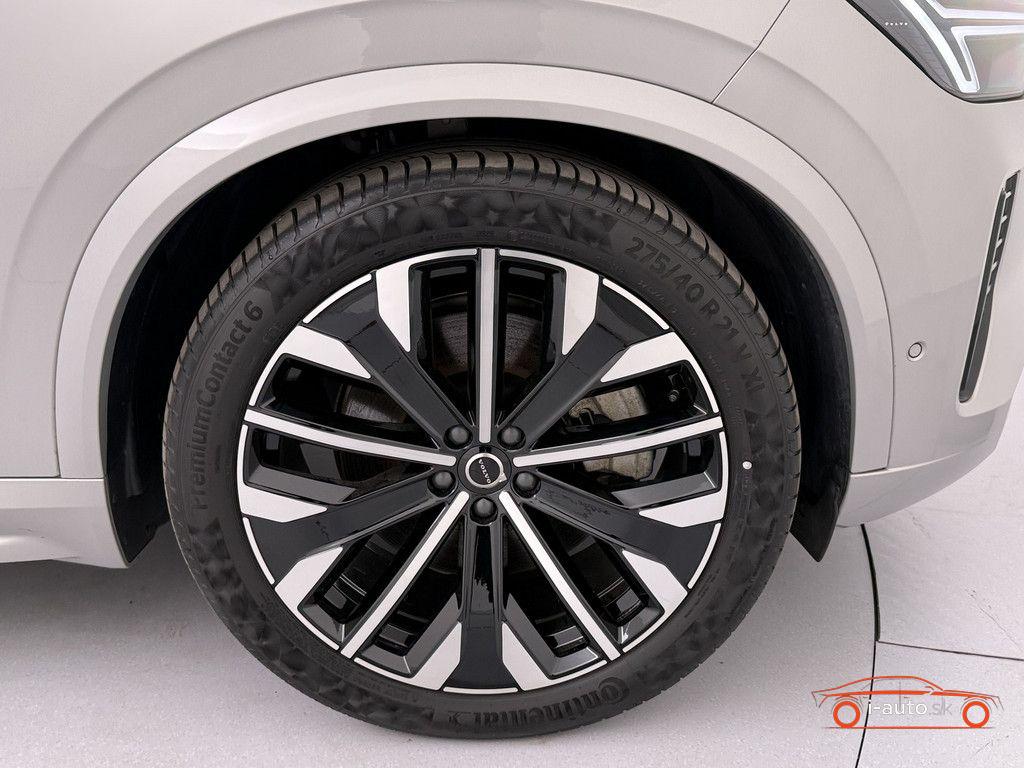 Volvo XC90 T8 Ultra Dark Plug-In Hybrid AWD za 82500€