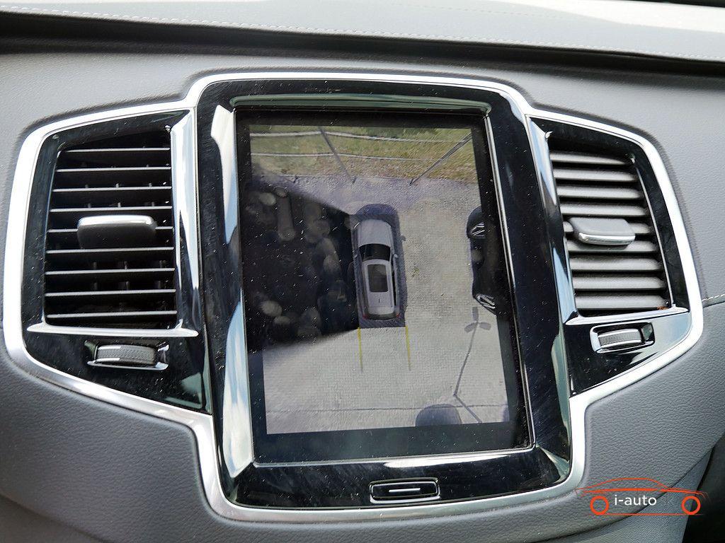 Volvo XC90 B5 AWD Plus Bright  za 56840€