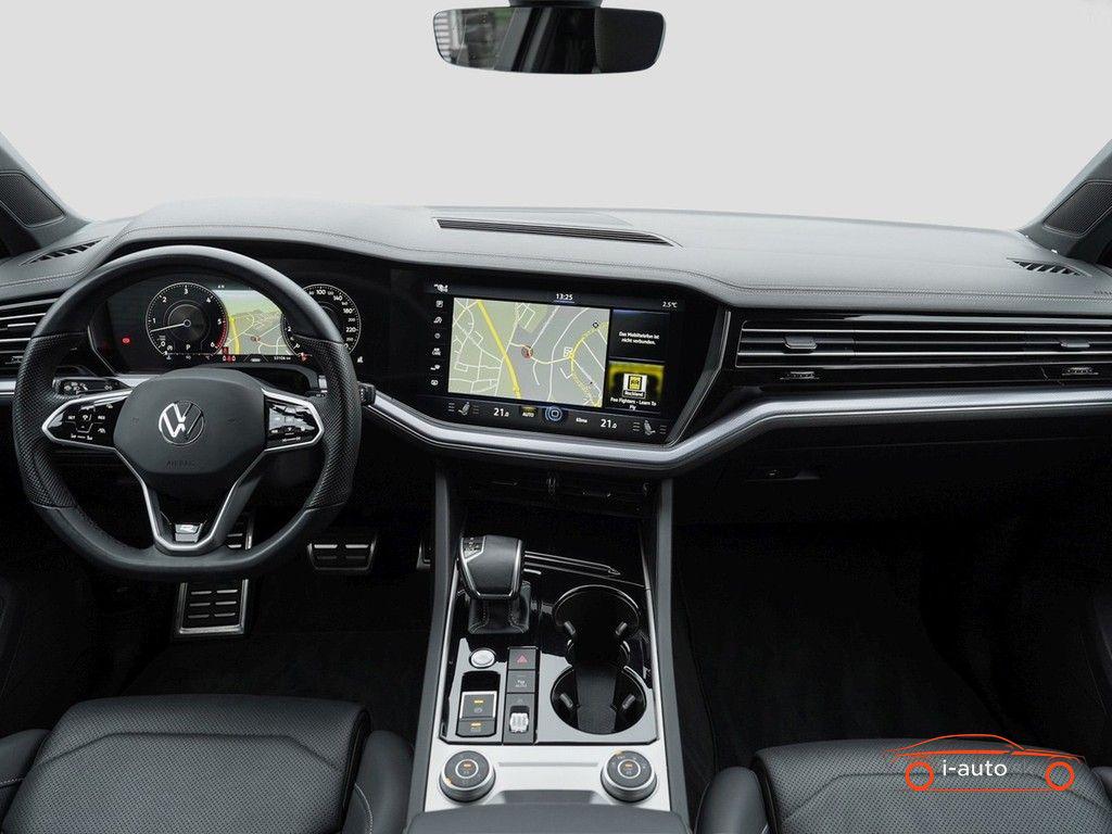 Volkswagen Touareg 3.0 TDI DSG 4Motion R-Line za 54900€