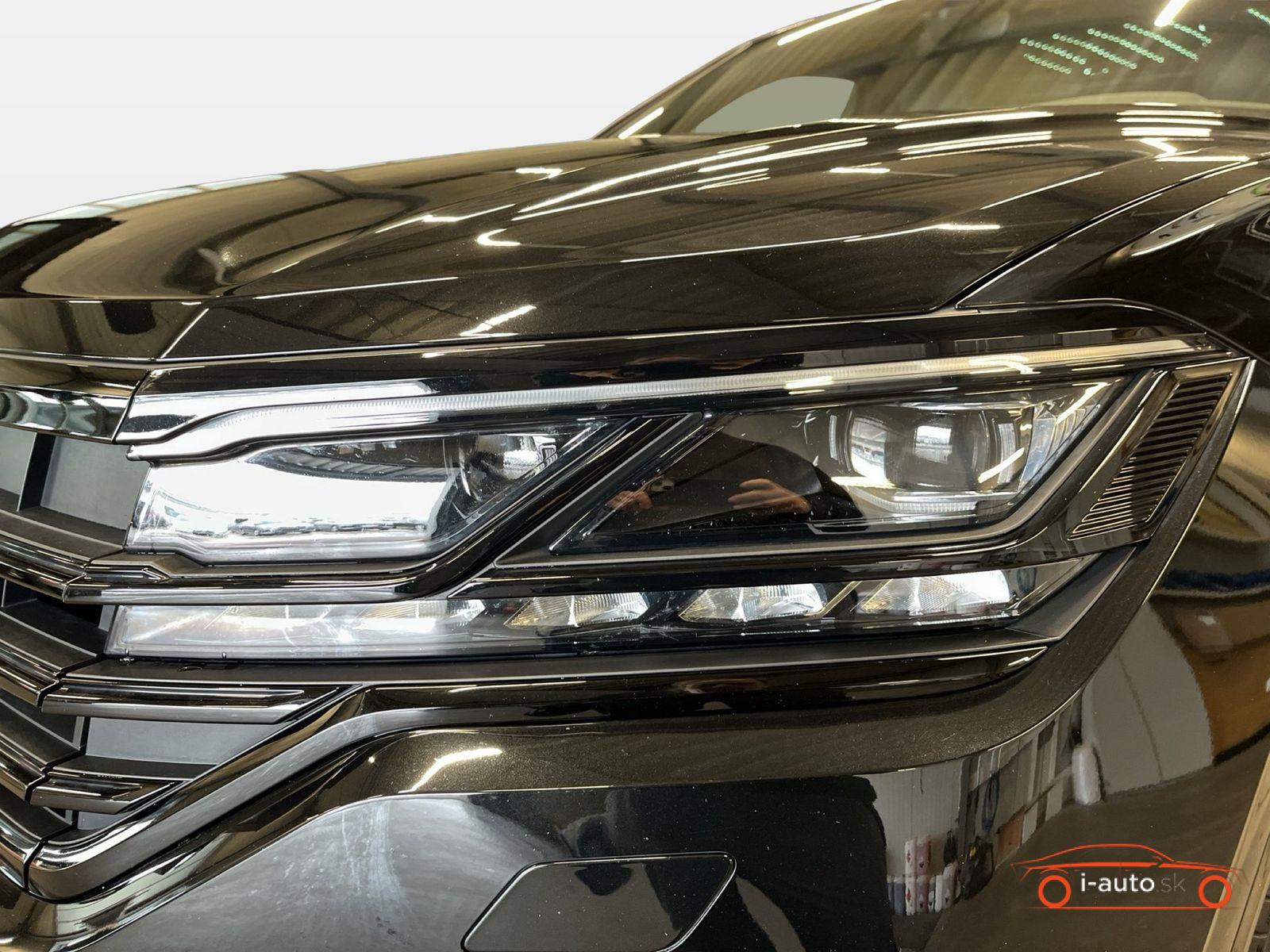 Volkswagen Touareg 3.0 TDI V6 TDI 4M R-Line za 53700€