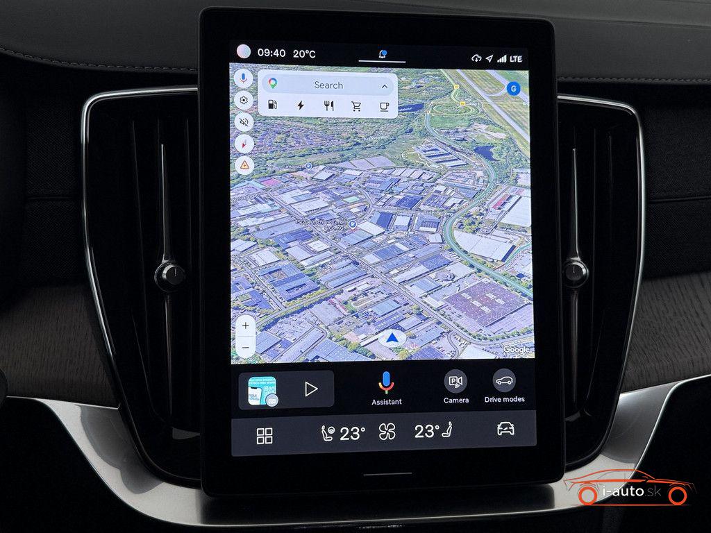 Volvo XC90 T8 Ultra Dark Plug-In Hybrid AWD za 82500€