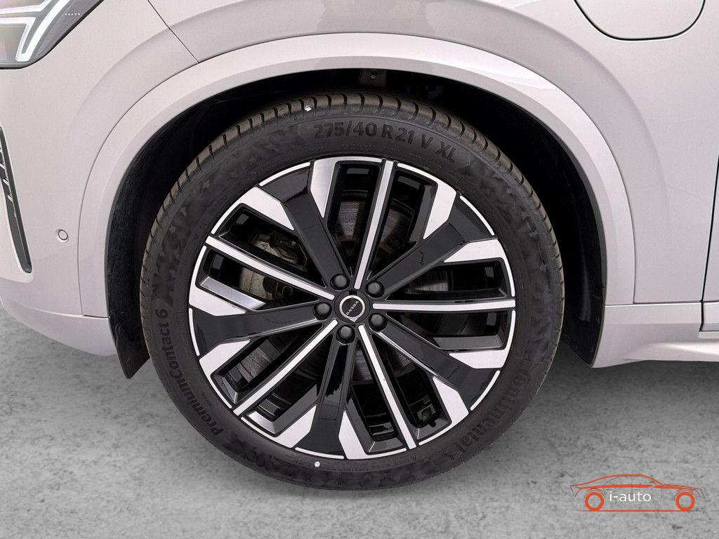 Volvo XC90 T8 Ultra Dark Plug-In Hybrid AWD za 82500€