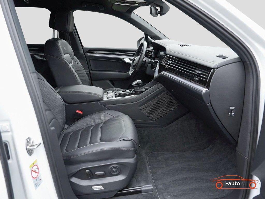 Volkswagen Touareg 3.0 TDI DSG 4Motion R-Line za 54900€