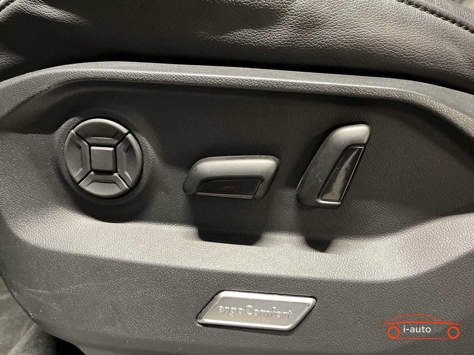 Volkswagen Touareg 3.0 TDI V6 TDI 4M R-Line za 53700€
