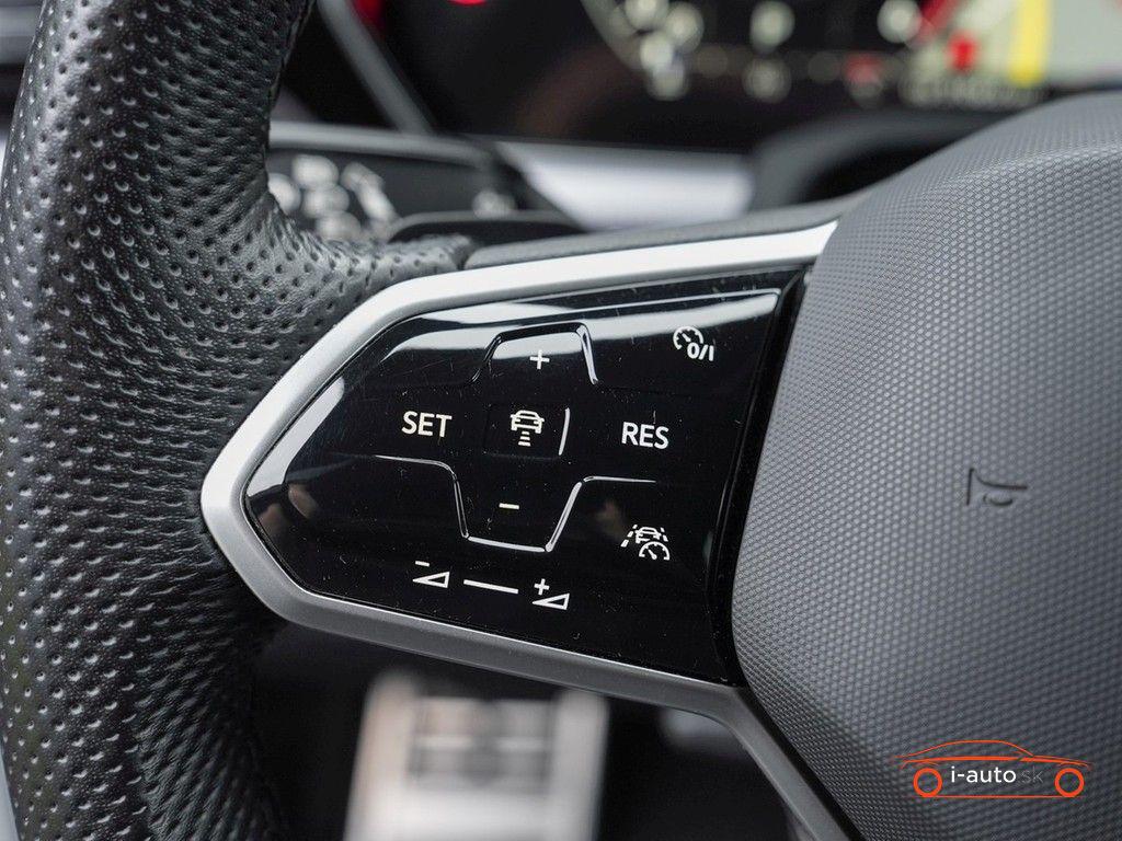 Volkswagen Touareg 3.0 TDI DSG 4Motion R-Line za 54900€