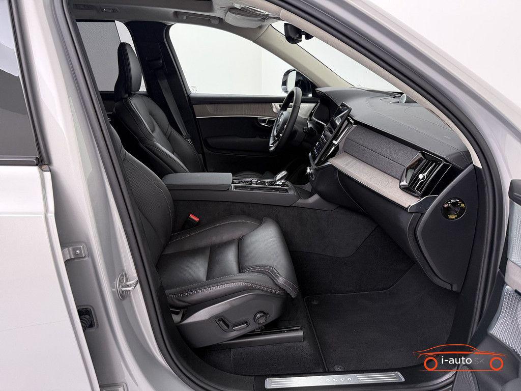 Volvo XC90 T8 Ultra Dark Plug-In Hybrid AWD za 82500€