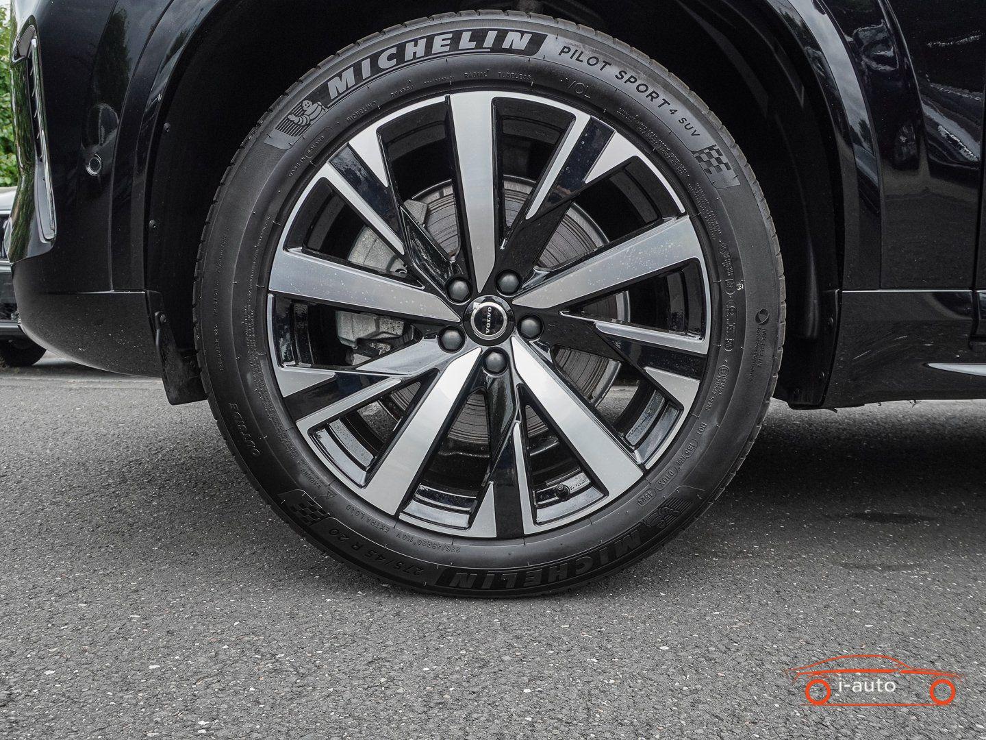 Volvo XC90 B5 AWD  za 59900€