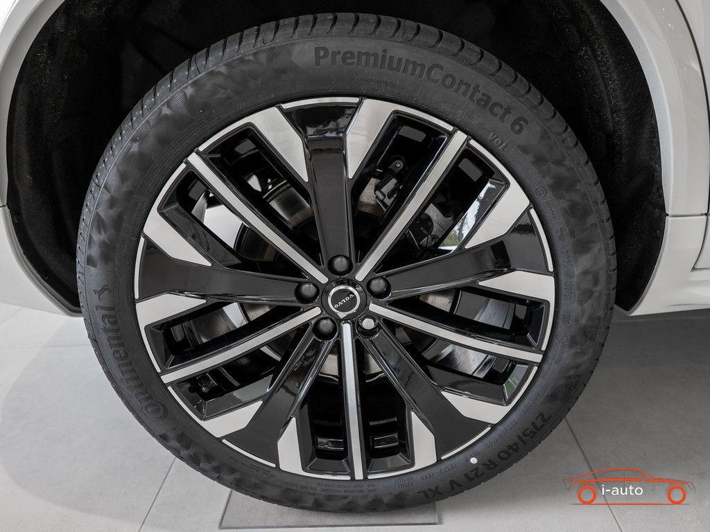 Volvo XC90 T8 Ultra Dark za 105000€