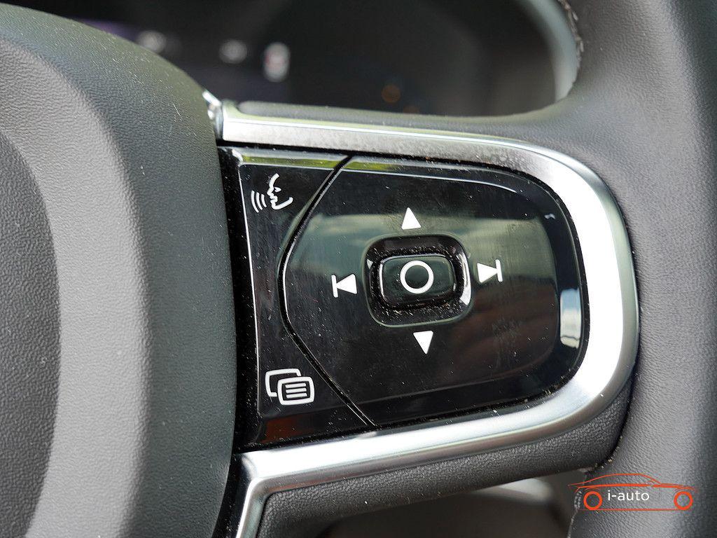 Volvo XC90 B5 AWD Plus Bright  za 56840€