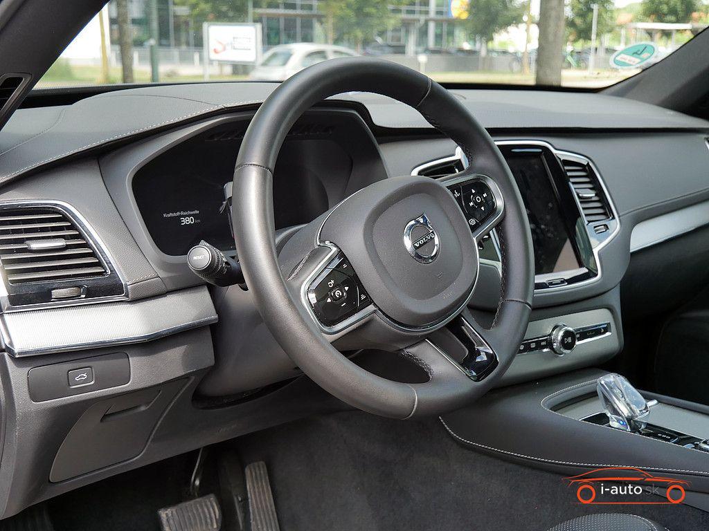 Volvo XC90 B5 AWD Plus Bright  za 56840€