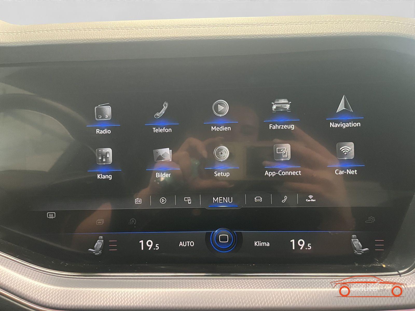 Volkswagen Touareg 3.0 TDI R-Line Black Style za 47900€