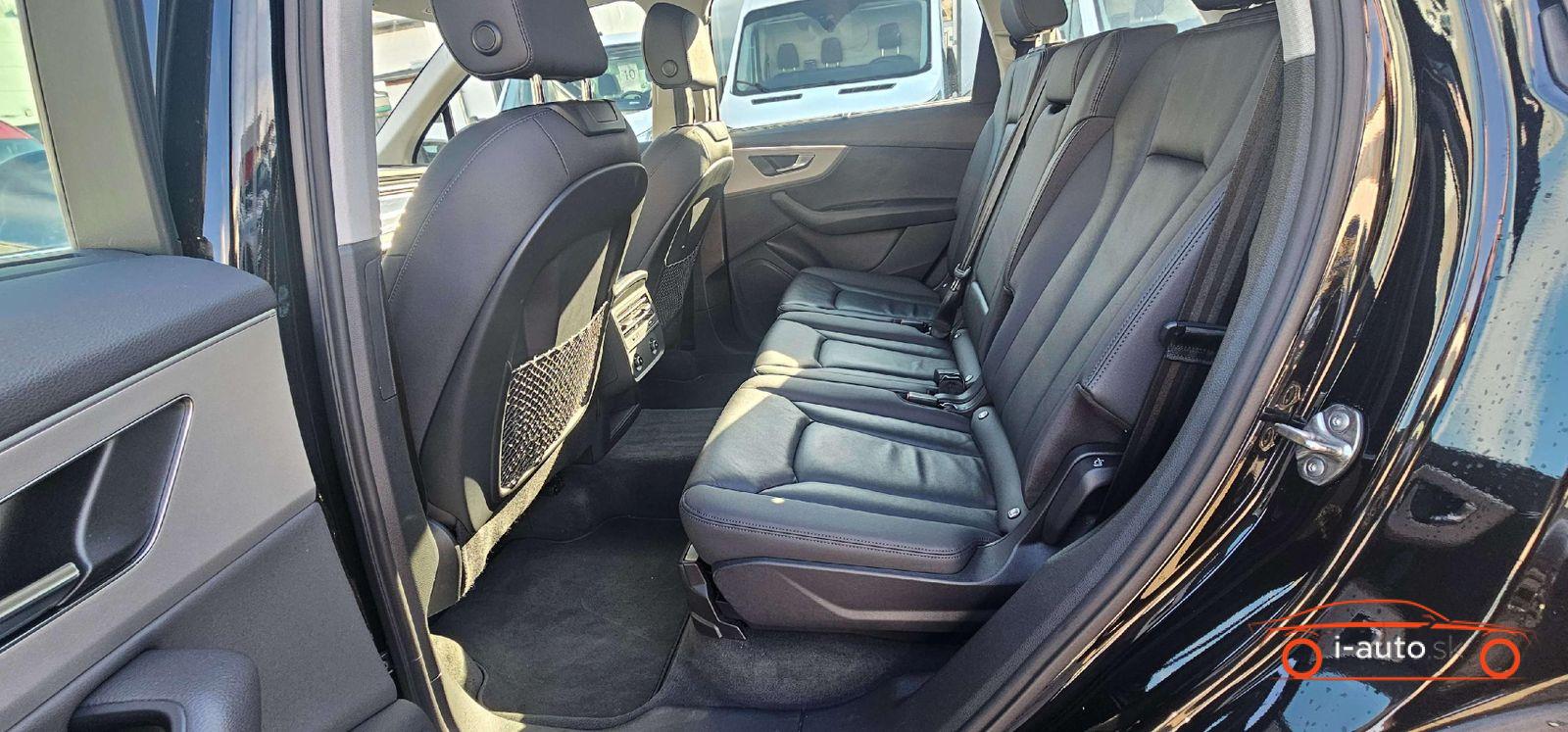 Audi Q7 50 TDI quattro za 52500€