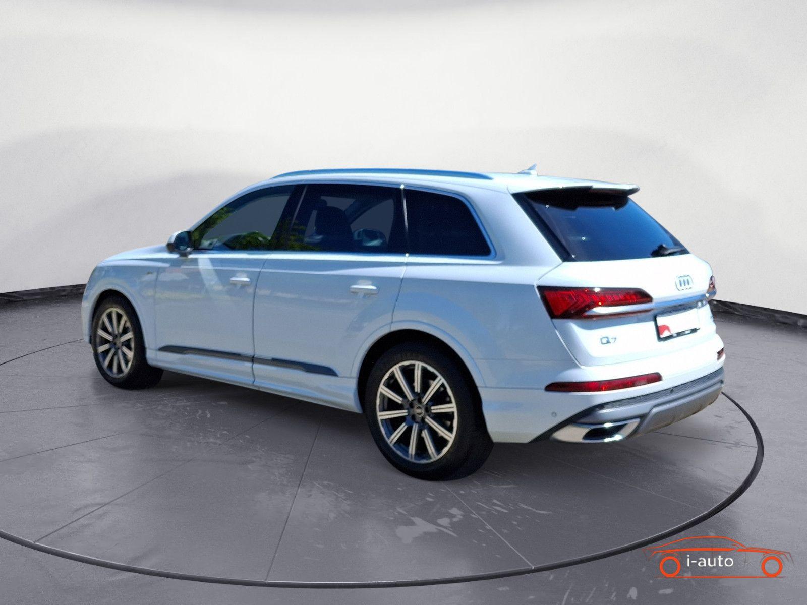 Audi Q7 S line 50 TDI quattro za 45640€