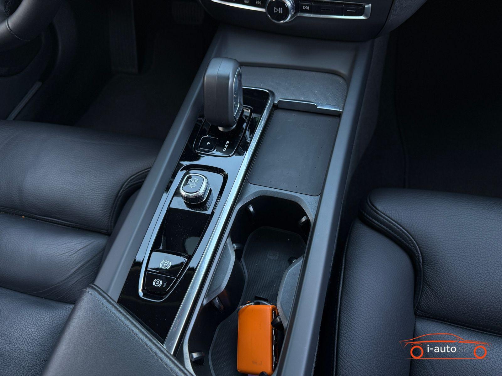 Volvo S60 Plus Dark za 40800€