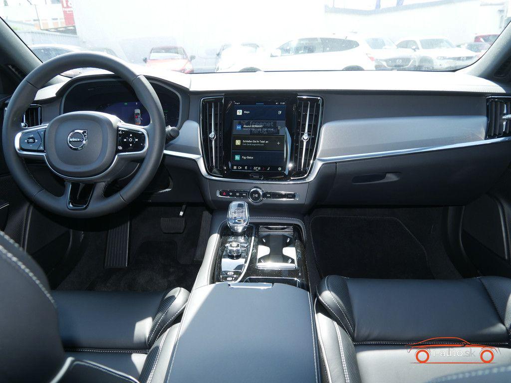 Volvo S90 T8 Ultimate Dark AWD za 74600€