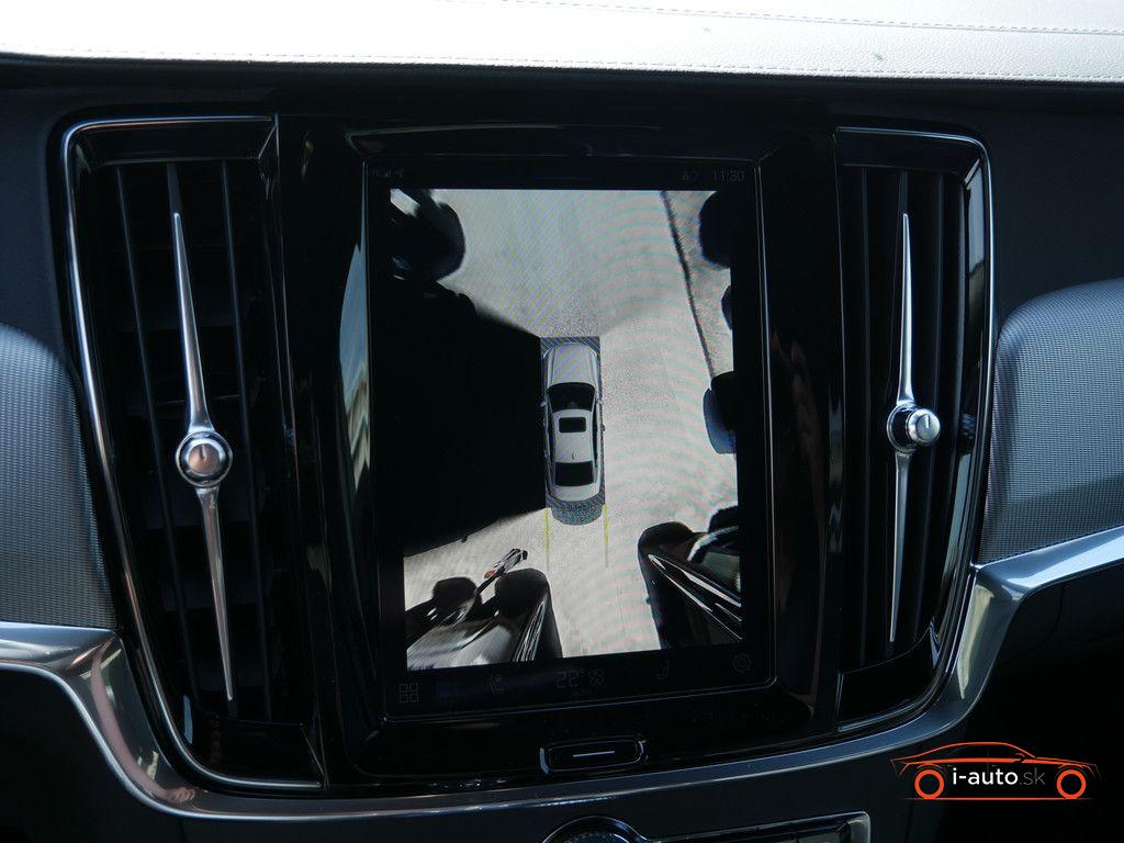 Volvo S90 T8 Ultimate Dark AWD za 74600€