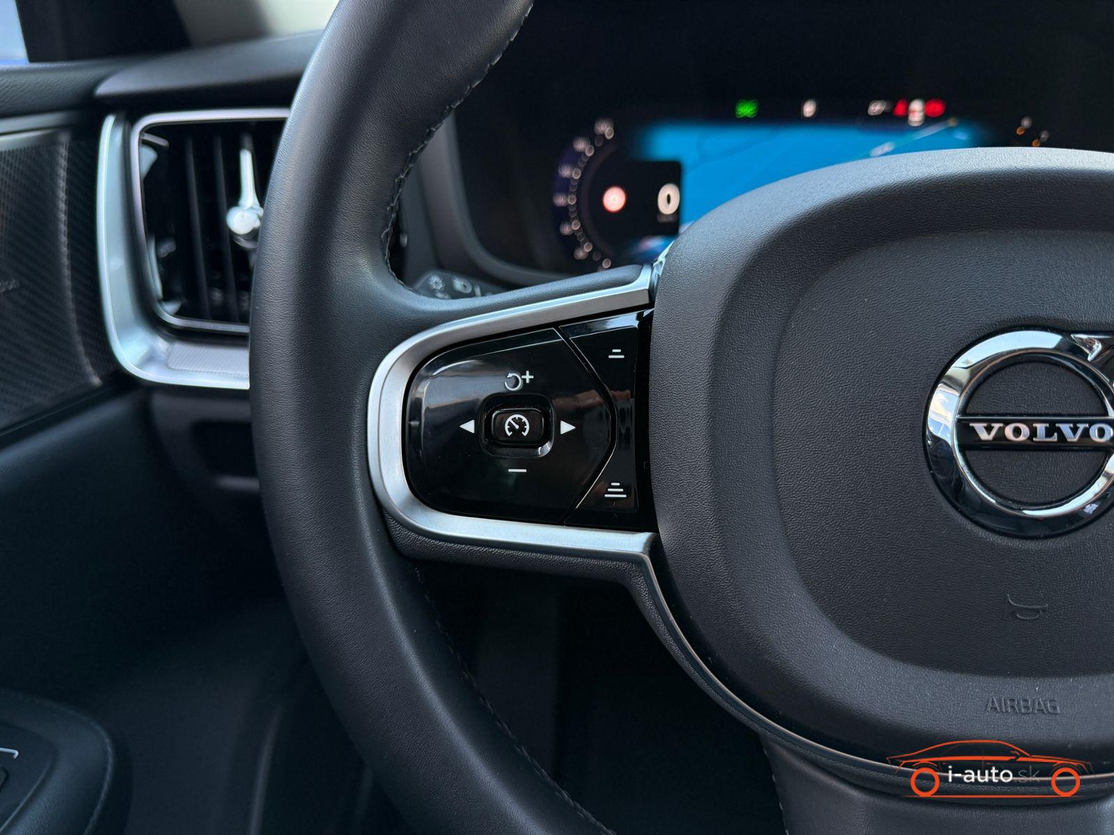 Volvo S60 Plus Dark za 40800€