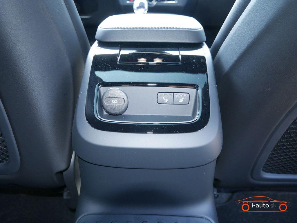 Volvo S90 T8 Ultimate Dark AWD za 74600€