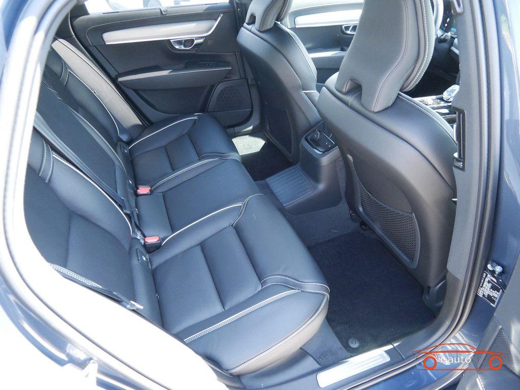 Volvo S90 T8 Ultimate Dark AWD za 74600€