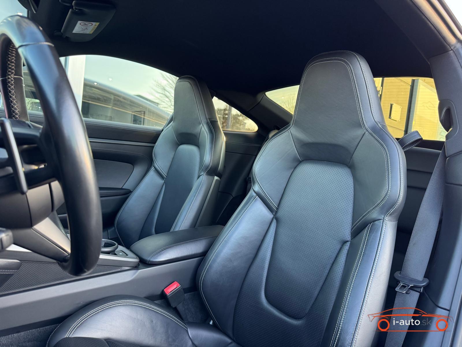 Porsche 911 992 Carrera 4S za 111000€