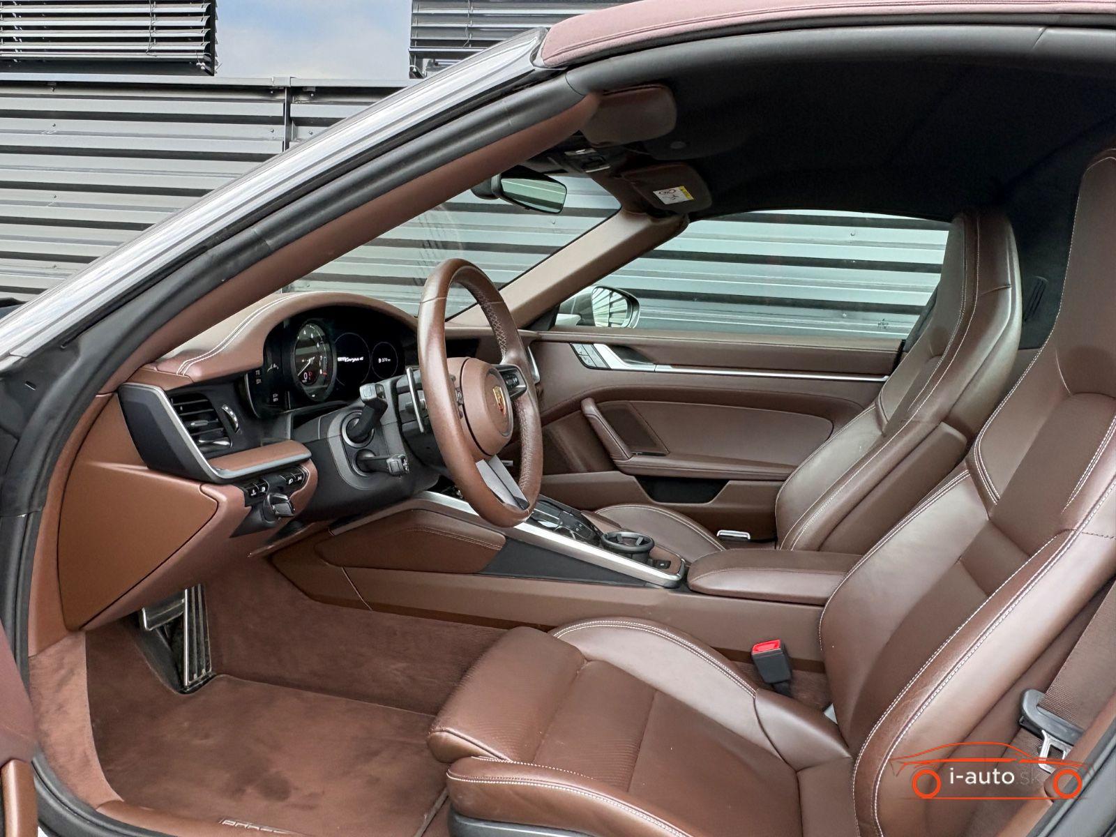 Porsche 911 992 Targa 4 za 132800€