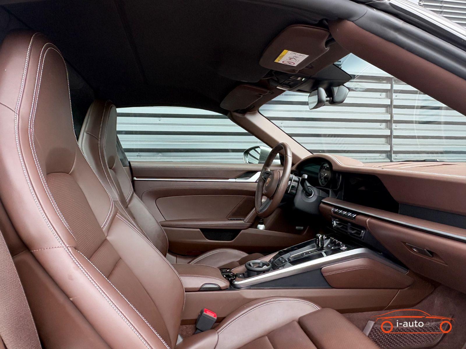 Porsche 911 992 Targa 4 za 132800€