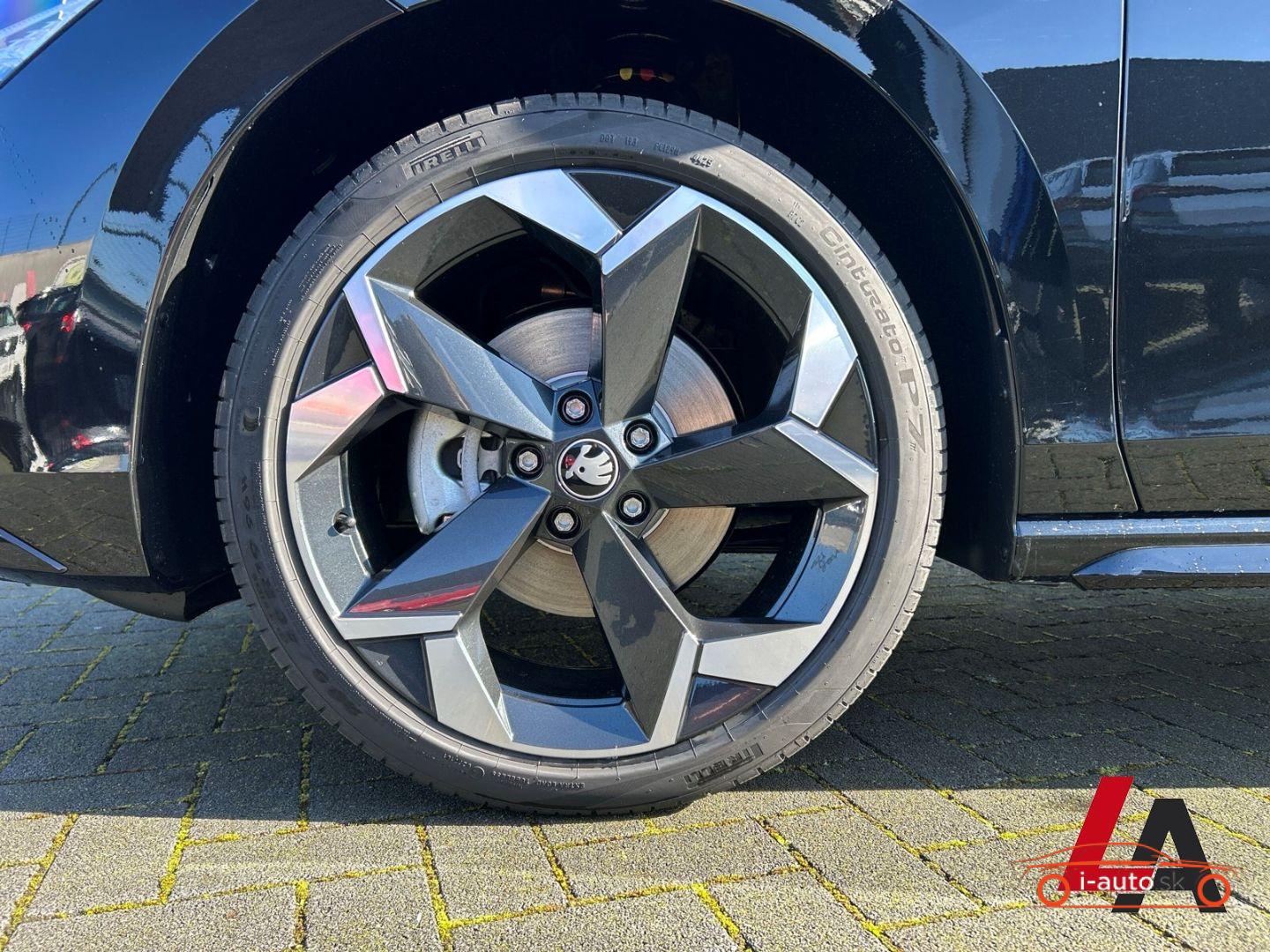Skoda Superb Combi 2.0 TDI DSG SPORTLINE za 54500€