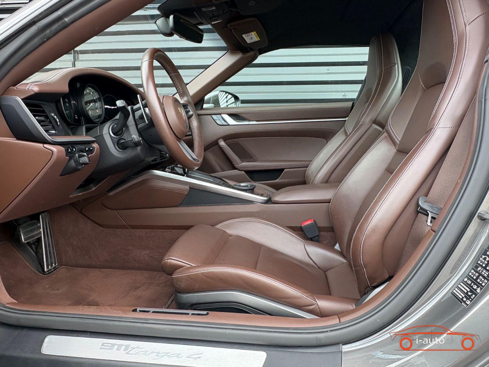 Porsche 911 992 Targa 4 za 132800€