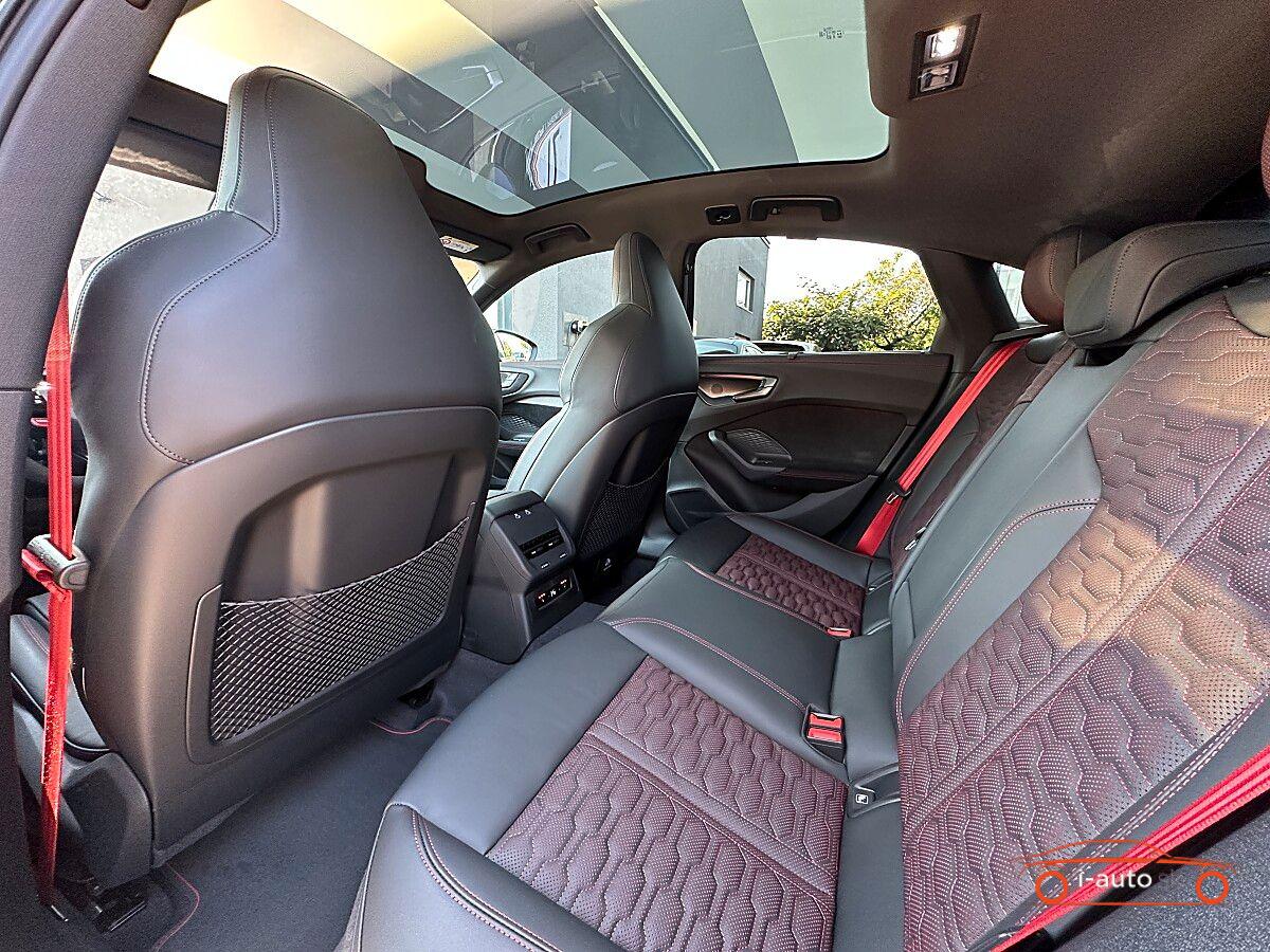 Audi RS5  PHEV quattro Tiptronic za 148600€