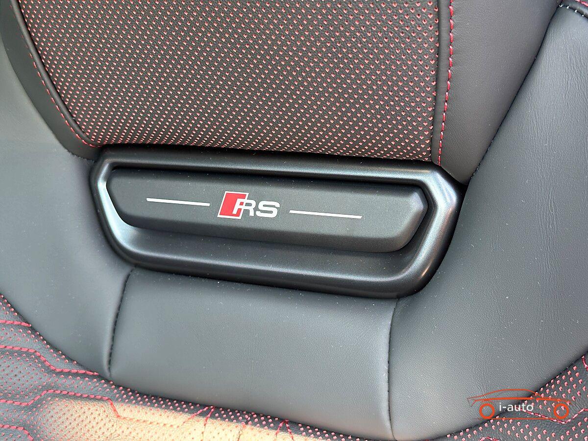 Audi RS5  PHEV quattro Tiptronic za 148600€