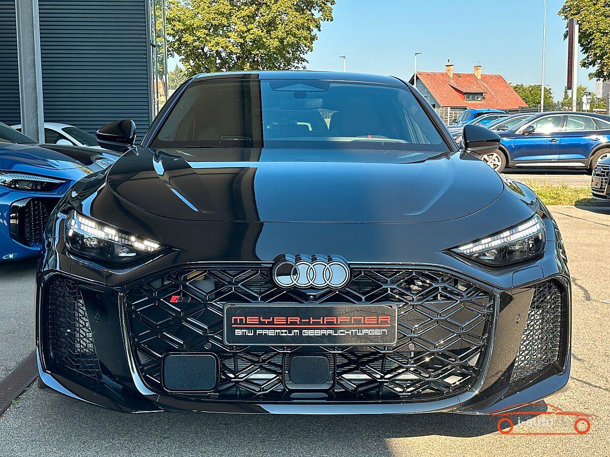 Audi RS5  PHEV quattro Tiptronic za 148600€