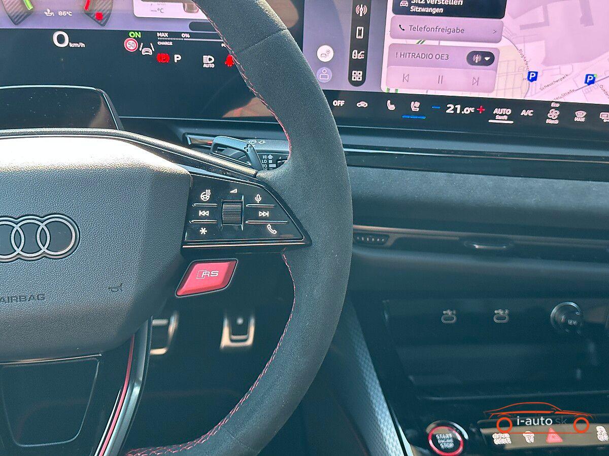 Audi RS5  PHEV quattro Tiptronic za 148600€