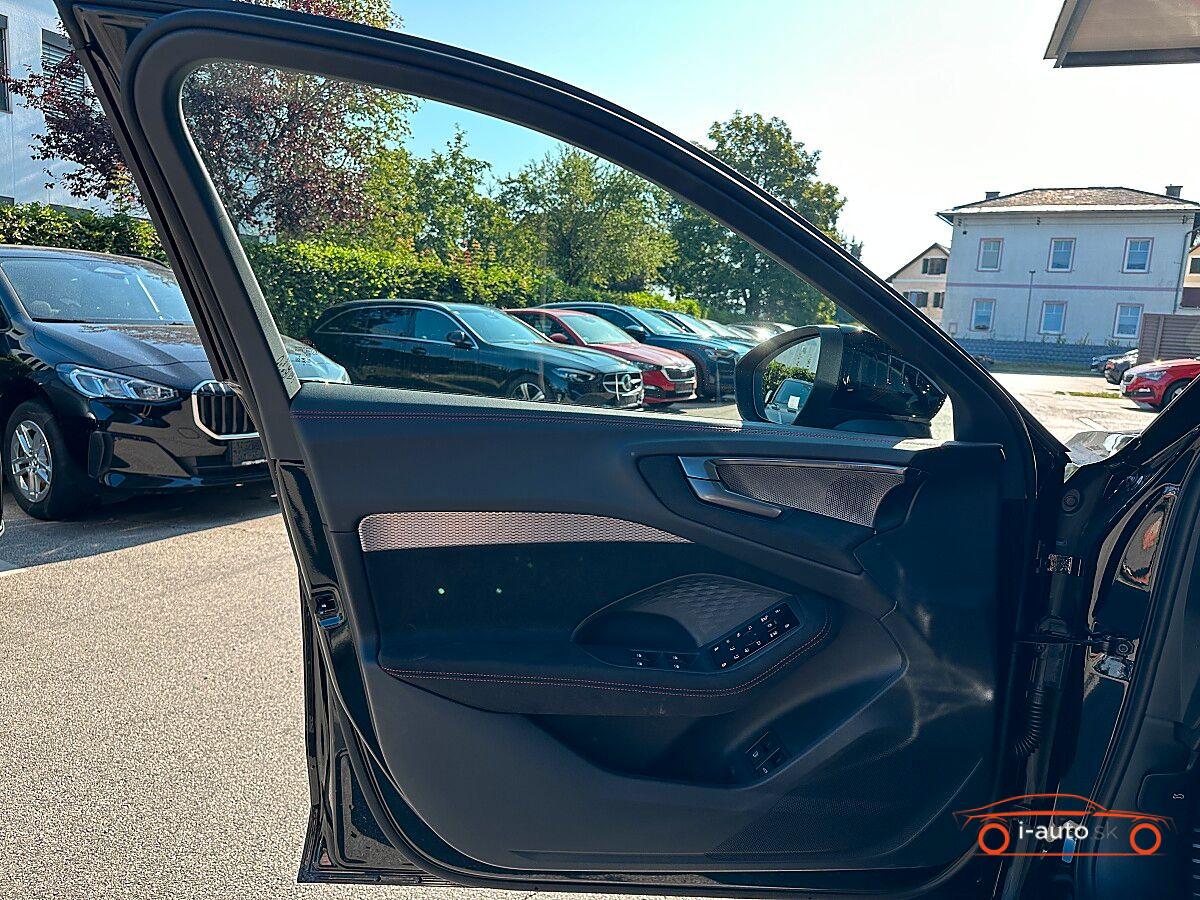 Audi RS5  PHEV quattro Tiptronic za 148600€