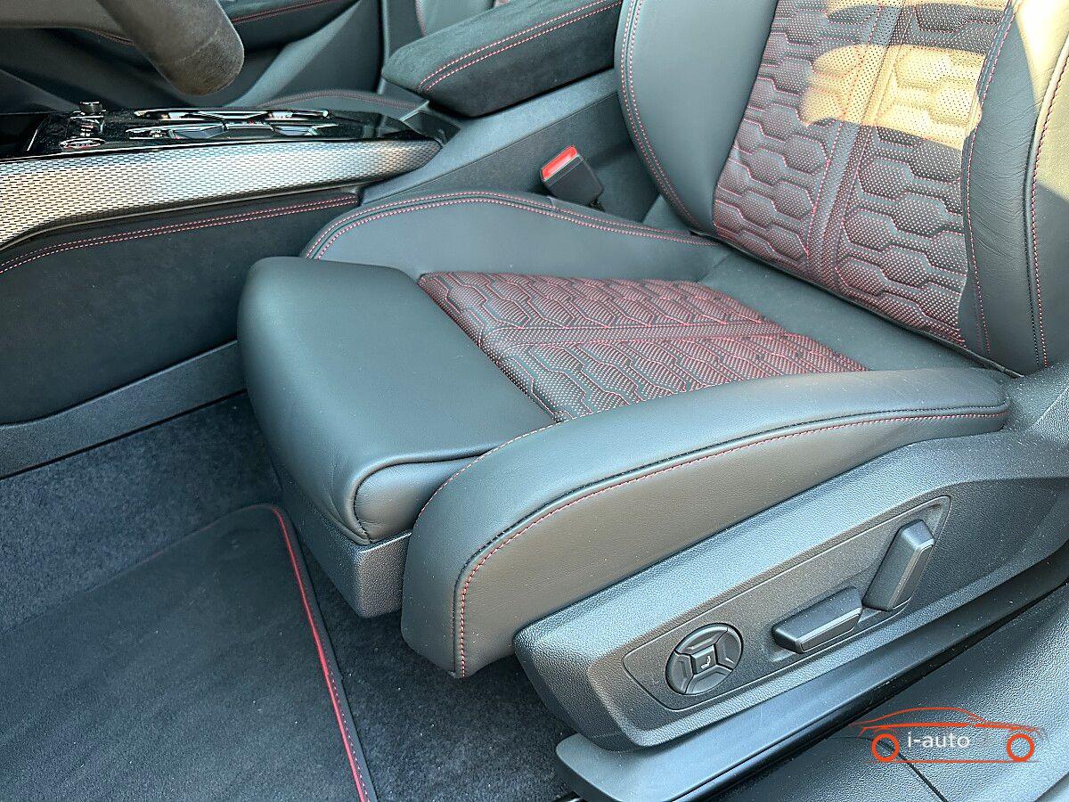 Audi RS5  PHEV quattro Tiptronic za 148600€