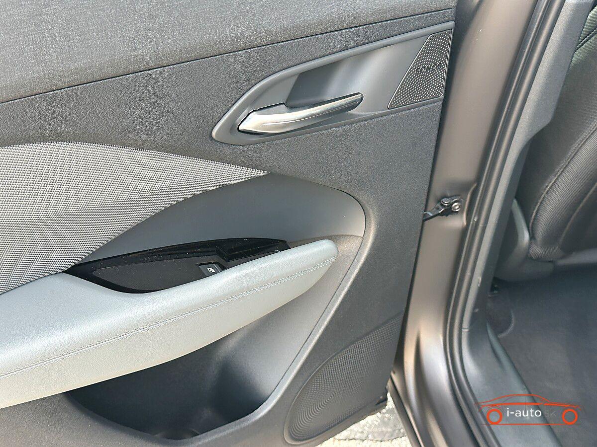 Audi Q3 Sportback e-Hybrid 200kW S-tronic za 70900€
