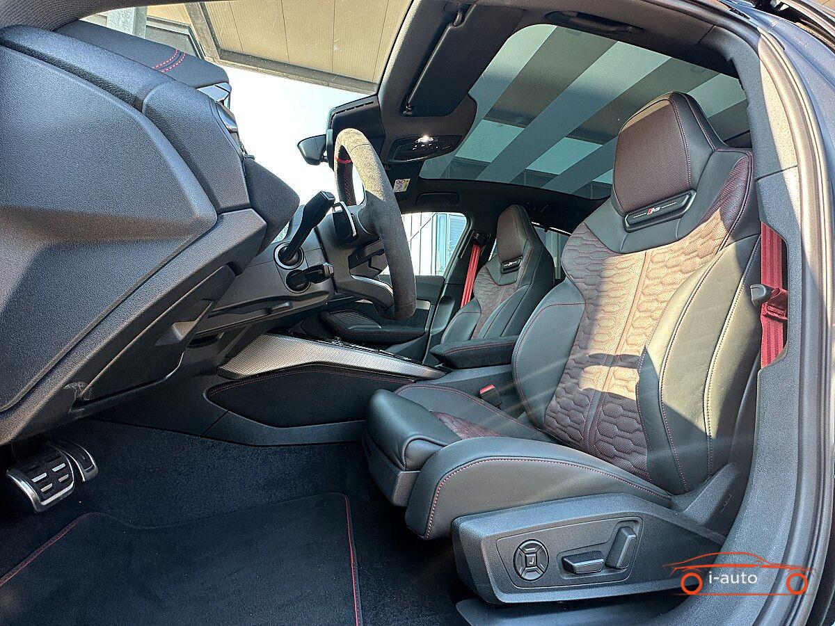 Audi RS5  PHEV quattro Tiptronic za 148600€