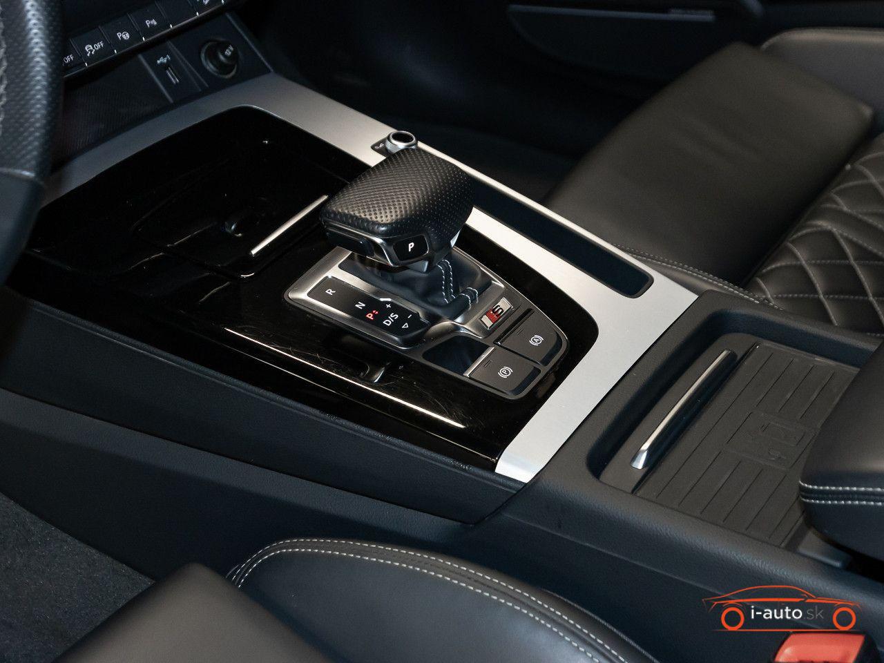 Audi SQ5 Sportback 3.0 TDI quattro za 54700€