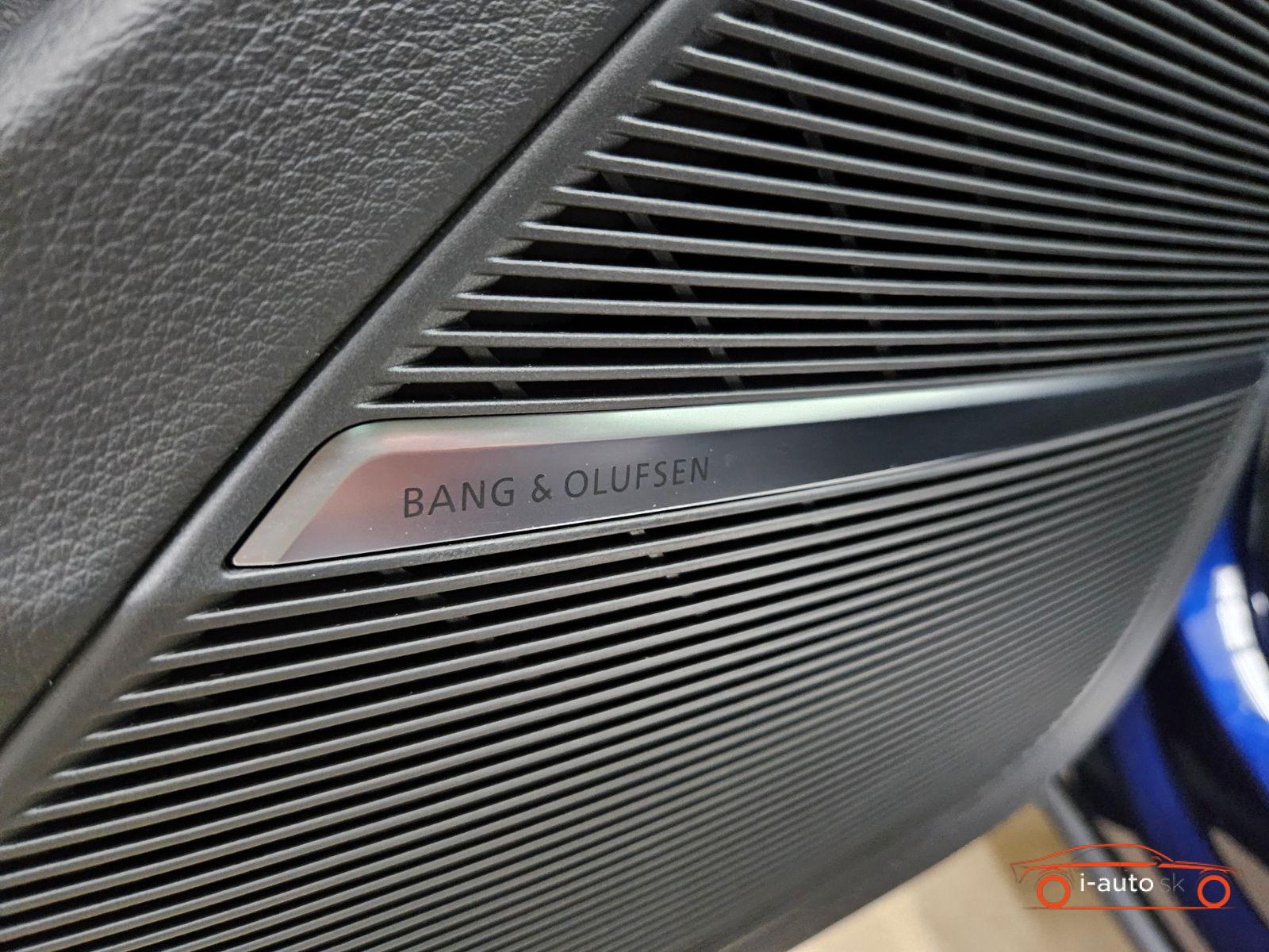 Audi Q8 50 TDI  quattro S Line Competition plus za 73500€
