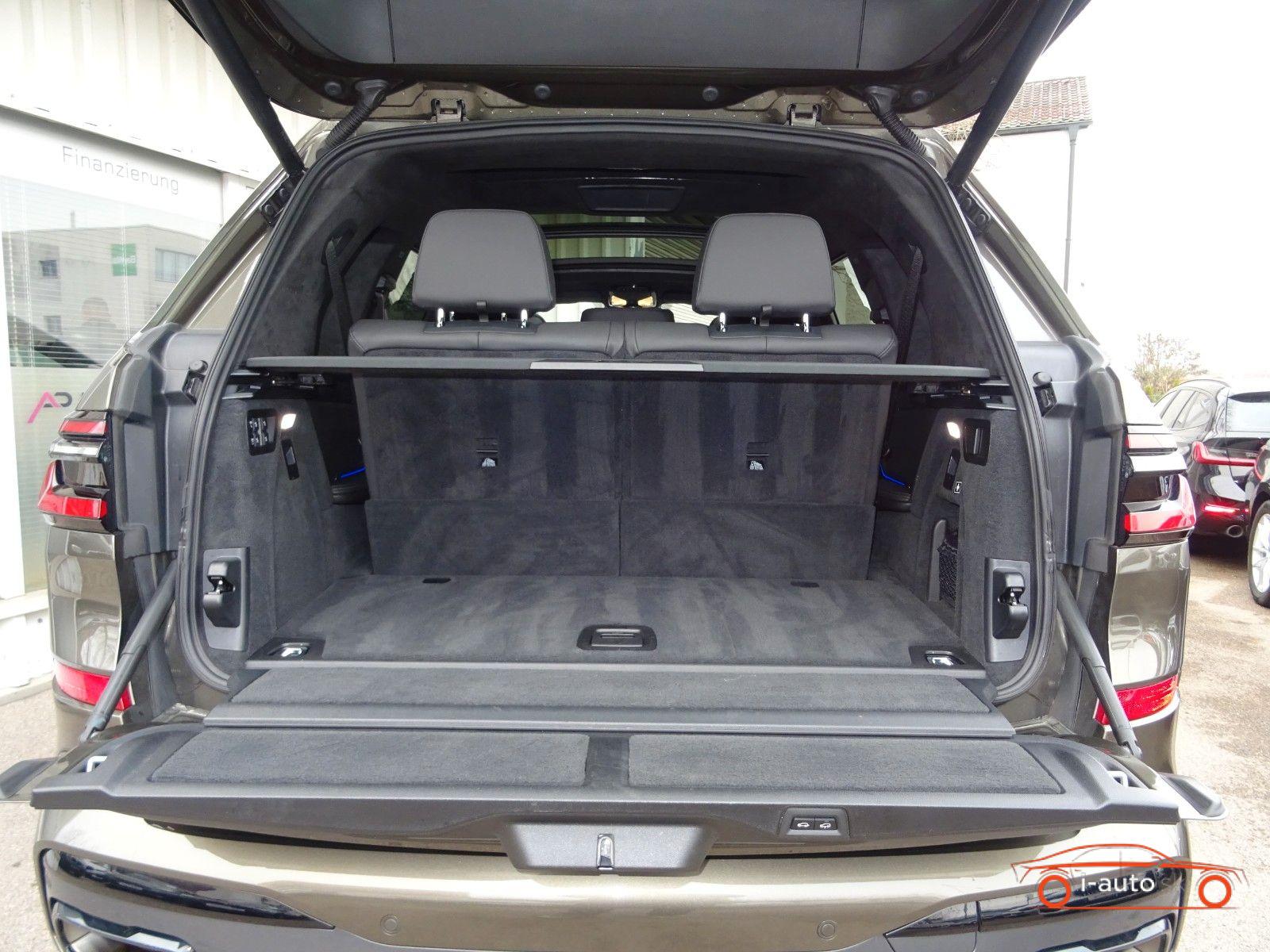 BMW X7 xDrive40d M Sport za 75400€