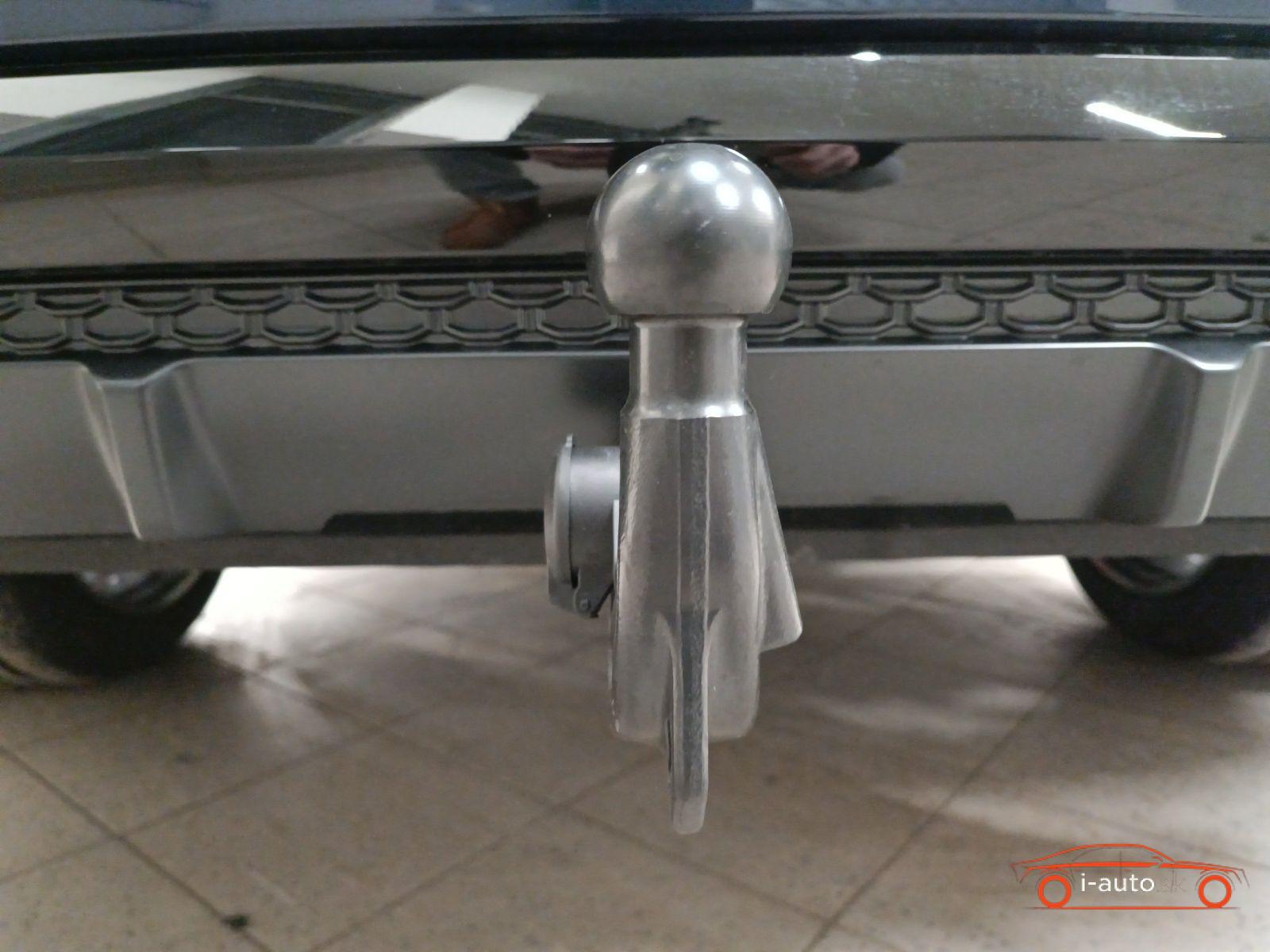 Audi Q8 50 TDI quattro S line za 104000€