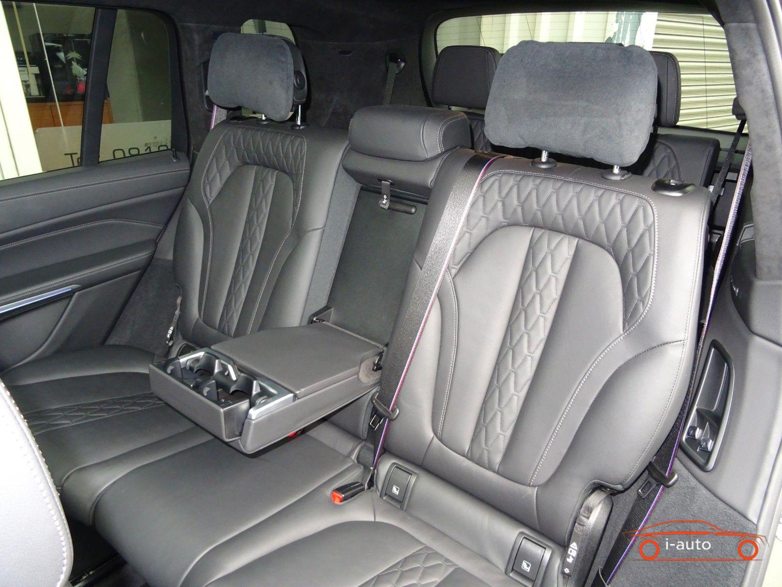 BMW X7 xDrive40d M Sport za 75400€