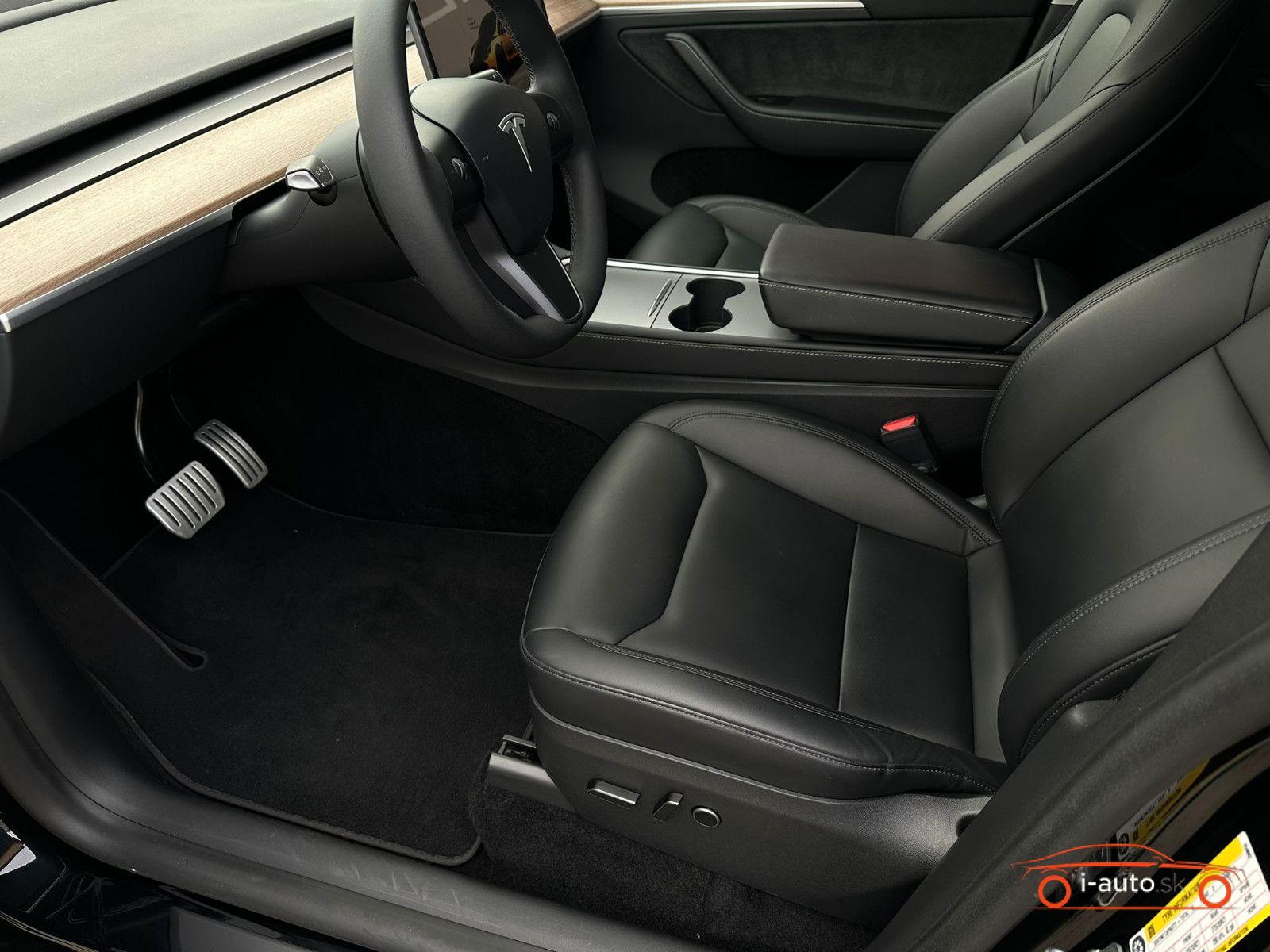 Tesla Model Y Performance  za 42700€