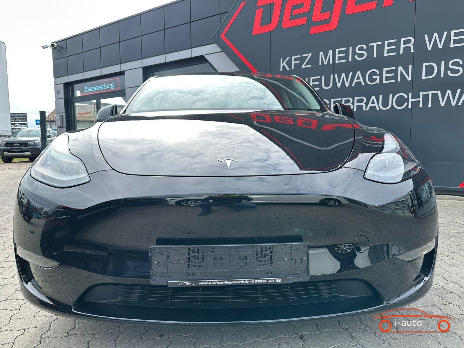 Tesla Model Y Performance  za 42700€