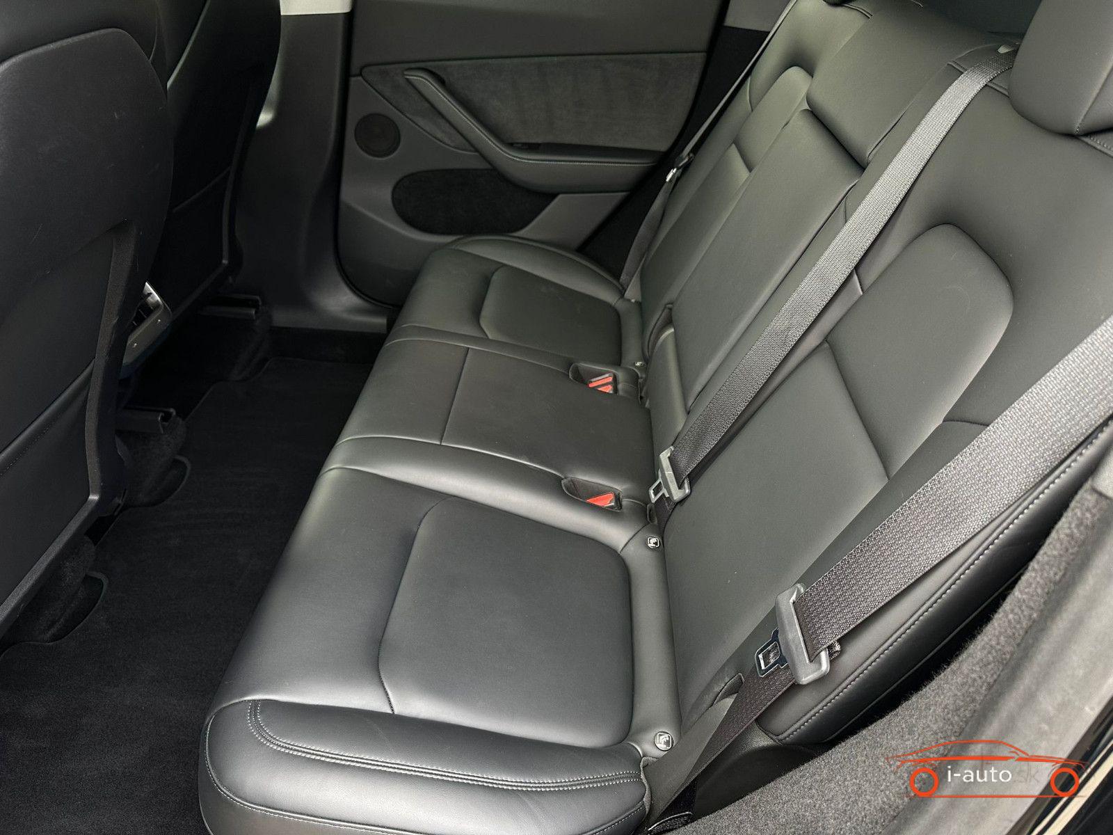 Tesla Model Y Performance  za 42700€