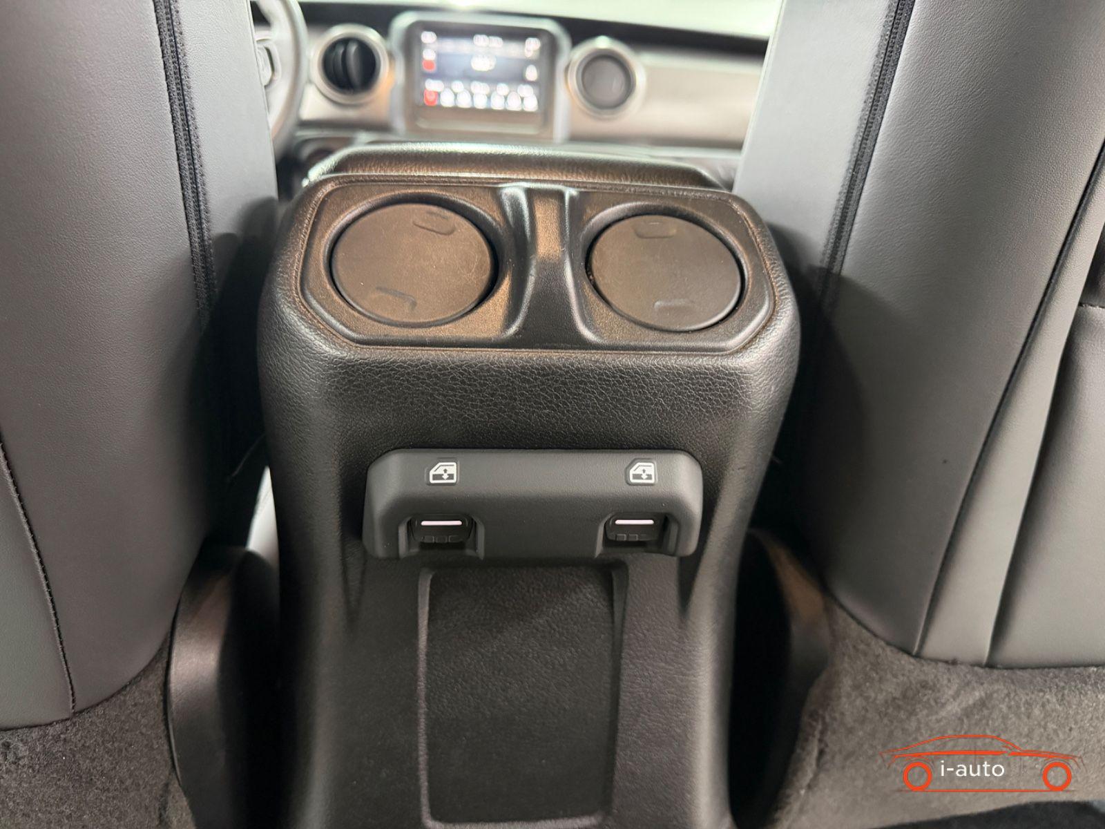Jeep Wrangler 3.6 V6 eTorque 4X4 Sport S za 46500€