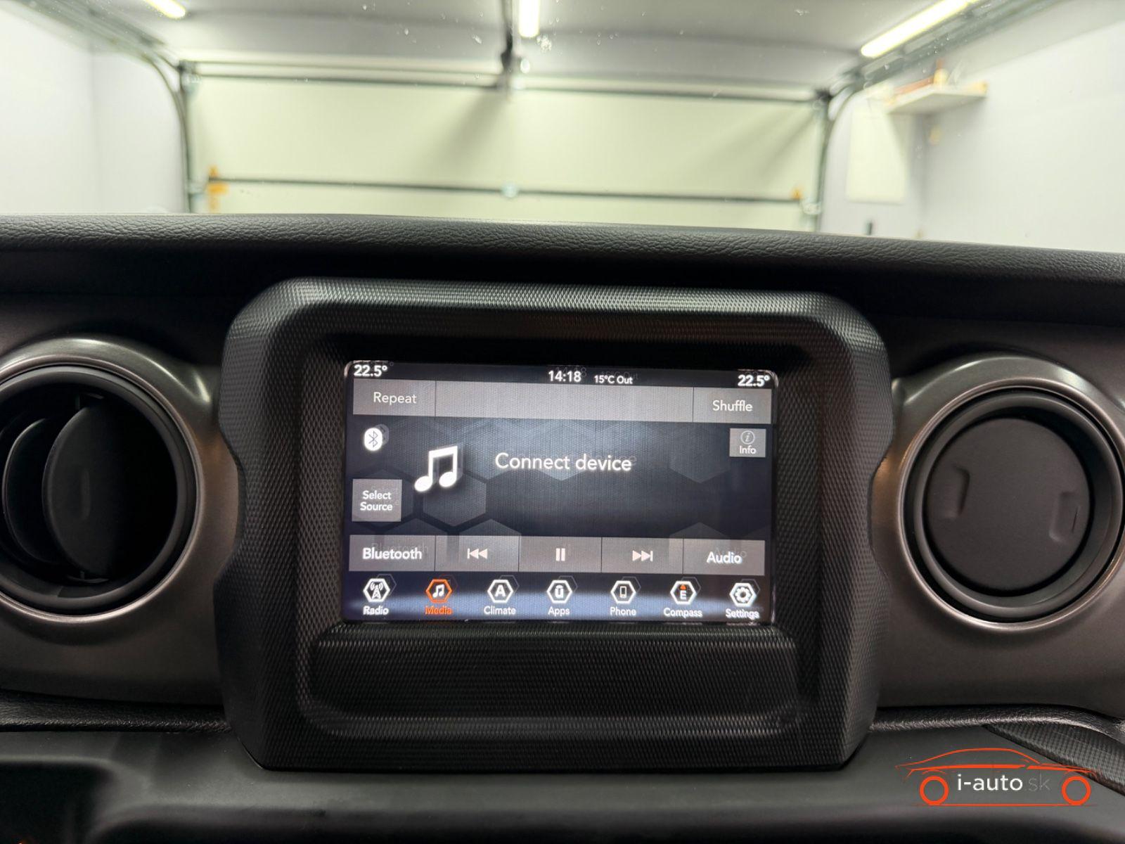 Jeep Wrangler 3.6 V6 eTorque 4X4 Sport S za 46500€