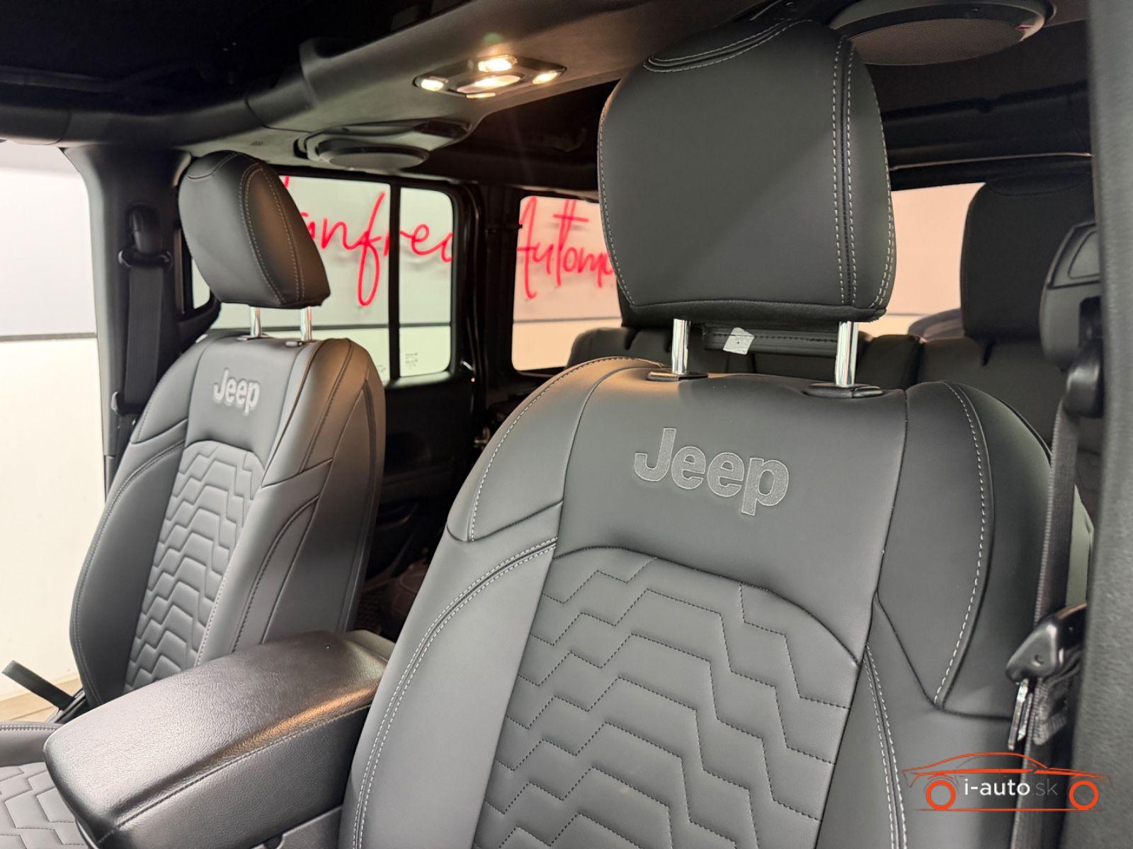 Jeep Wrangler 3.6 V6 eTorque 4X4 Sport S za 46500€
