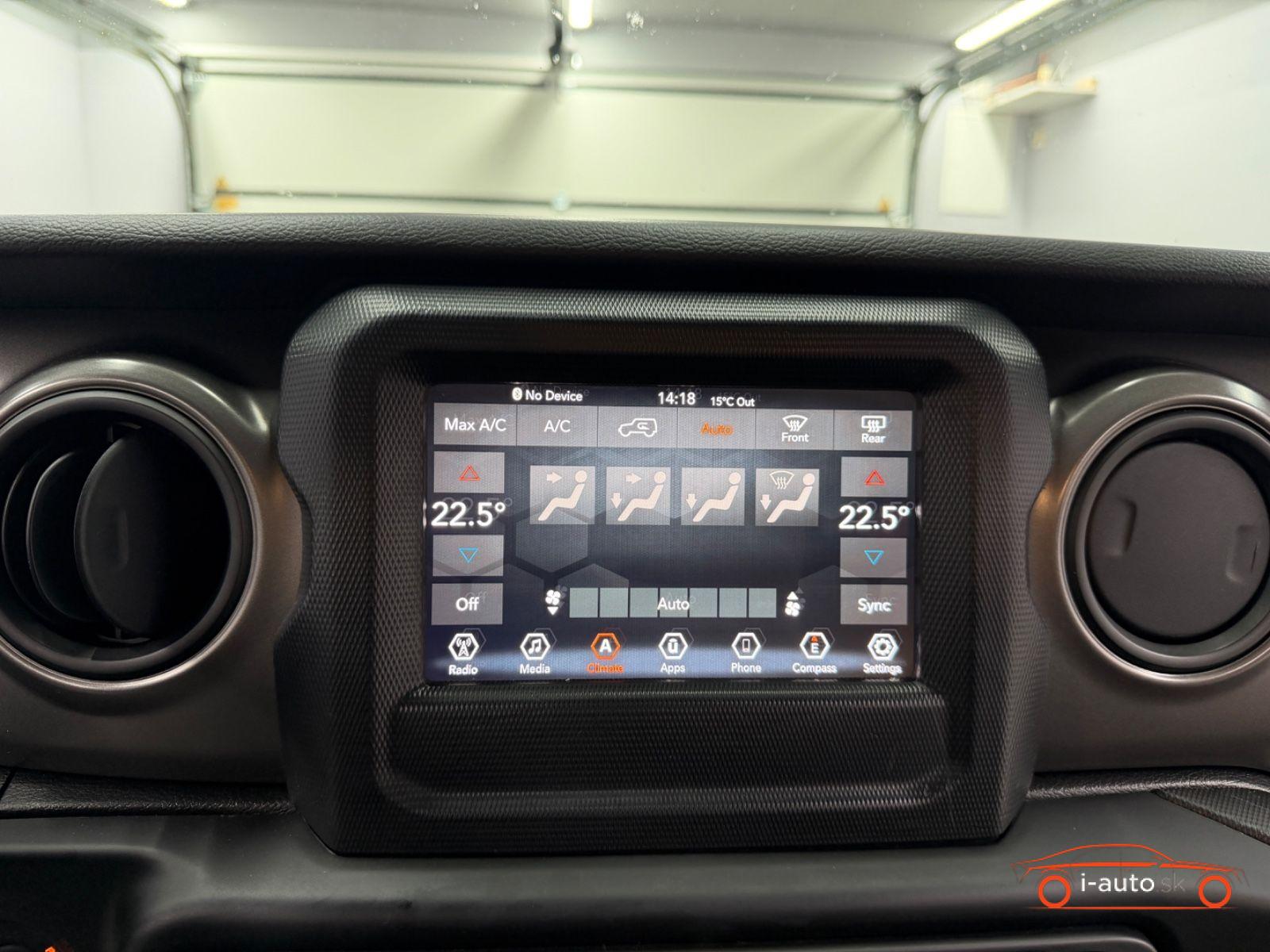 Jeep Wrangler 3.6 V6 eTorque 4X4 Sport S za 46500€